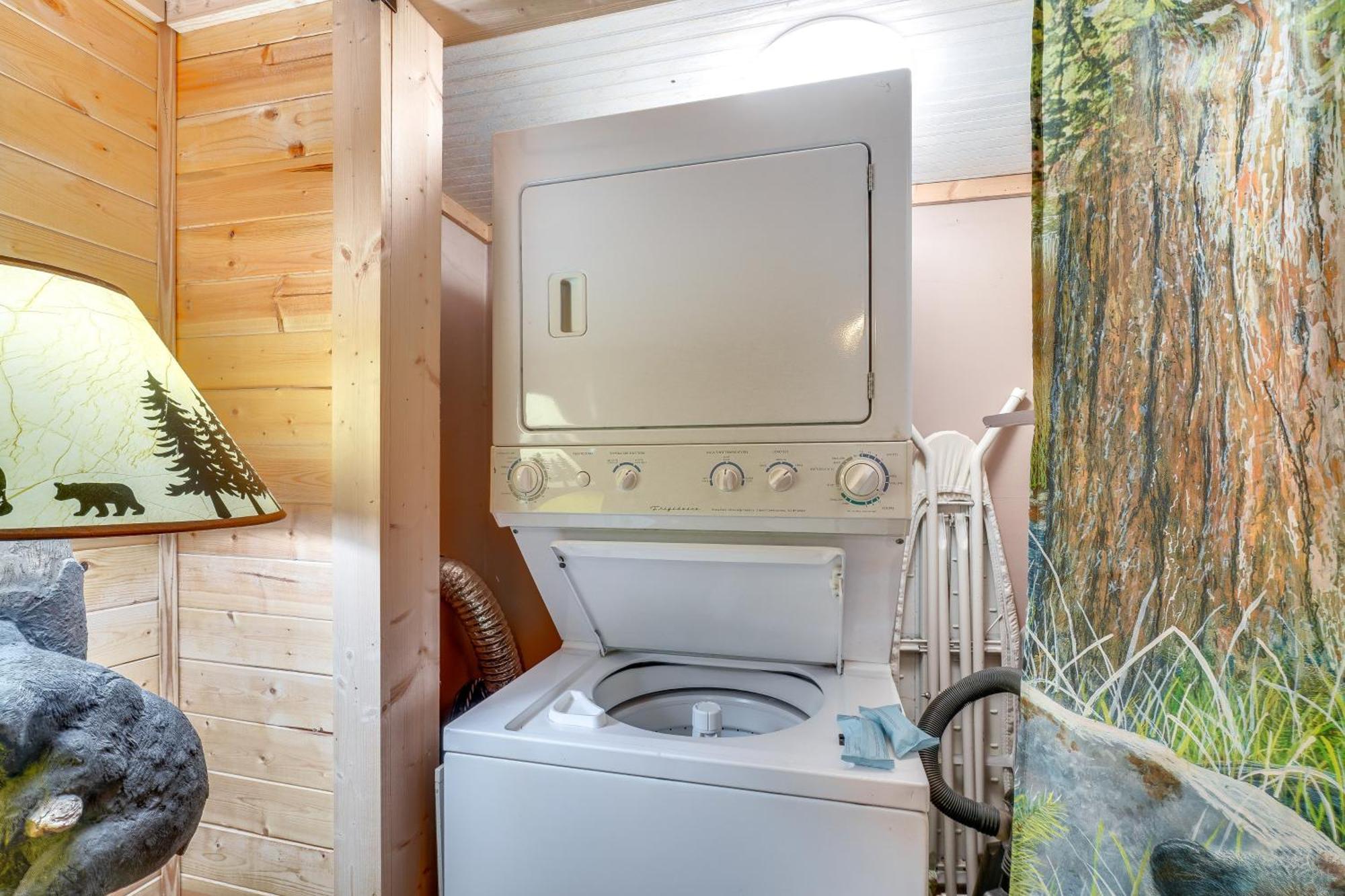 Just Fur Relaxin Sevierville Cabin With Hot Tub! Luaran gambar