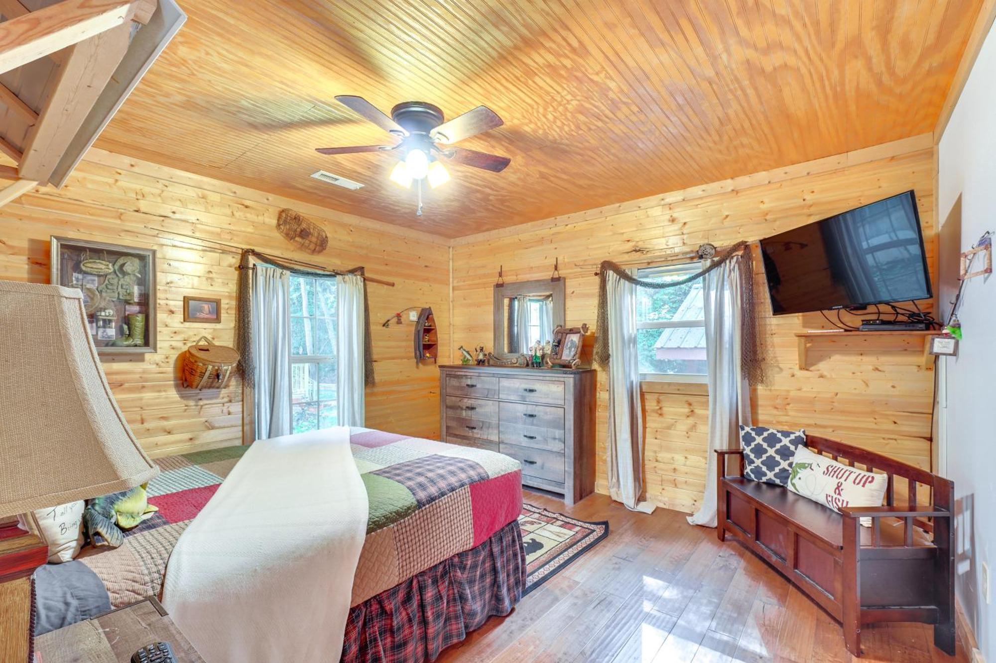Just Fur Relaxin Sevierville Cabin With Hot Tub! Luaran gambar