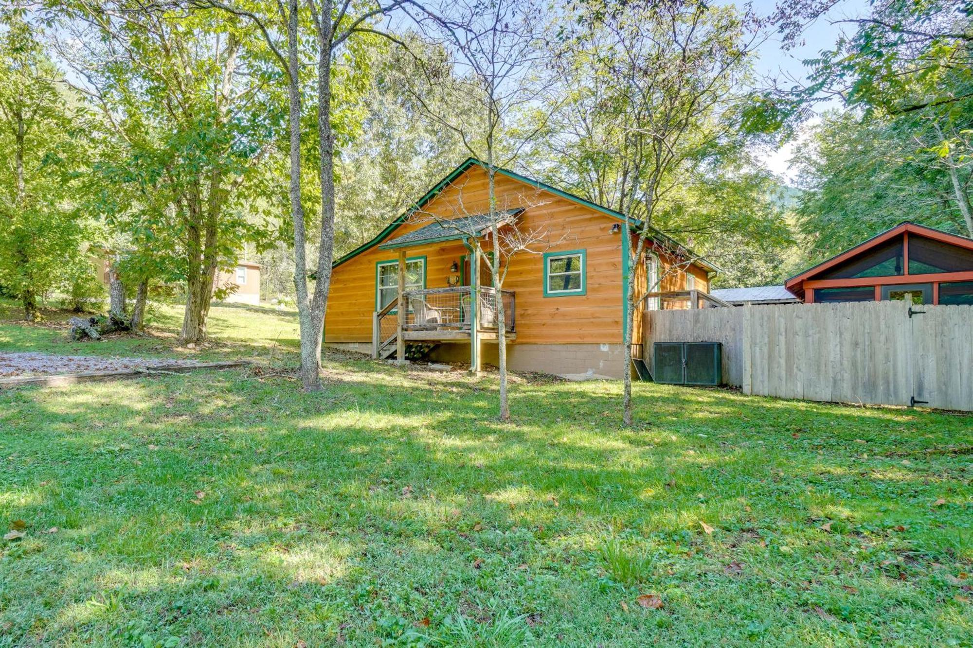 Just Fur Relaxin Sevierville Cabin With Hot Tub! Luaran gambar