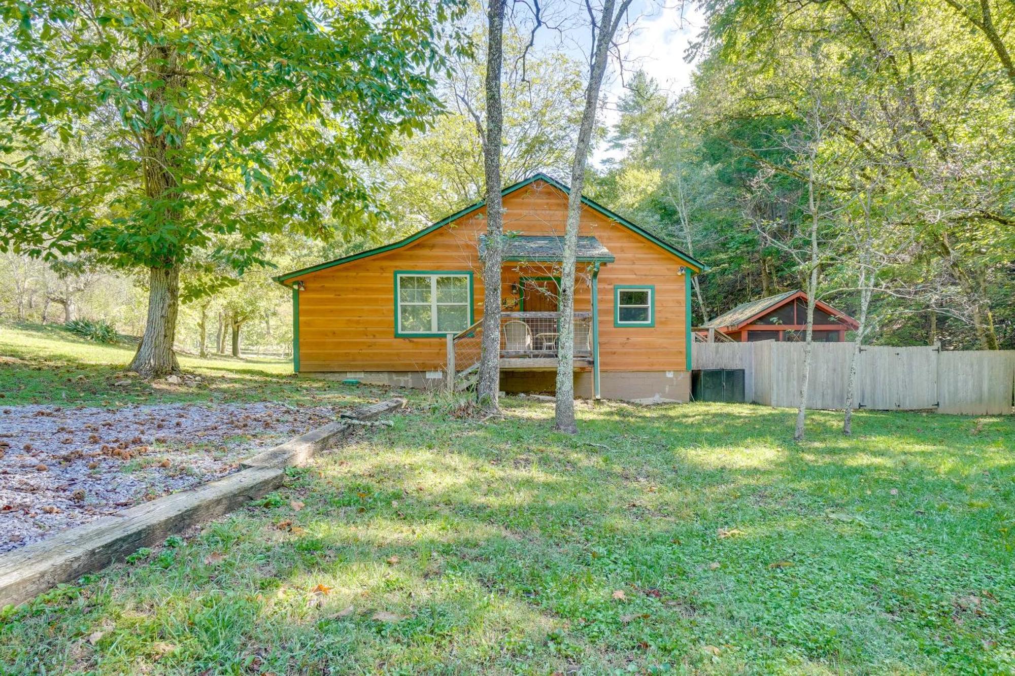 Just Fur Relaxin Sevierville Cabin With Hot Tub! Luaran gambar