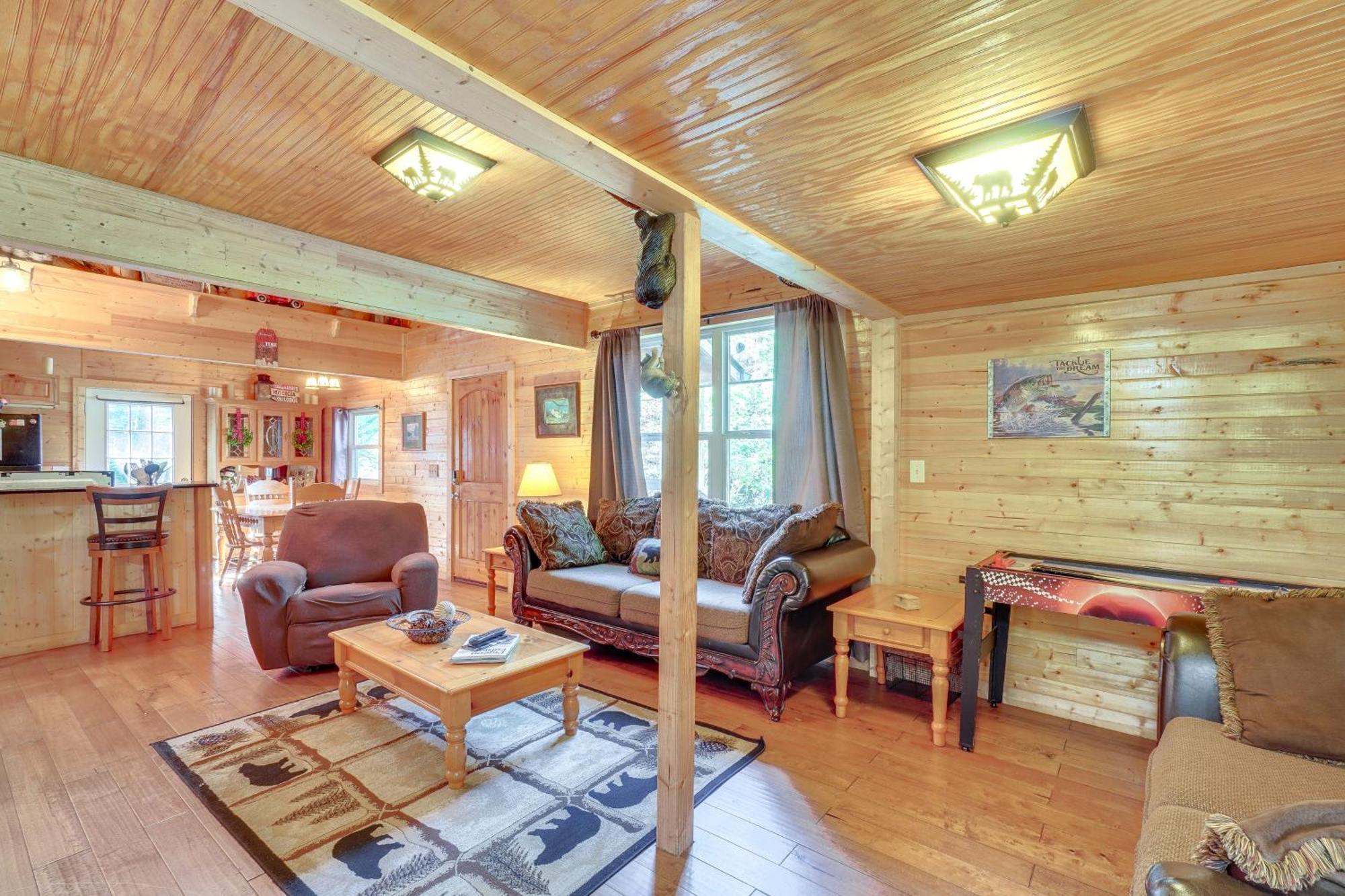 Just Fur Relaxin Sevierville Cabin With Hot Tub! Luaran gambar